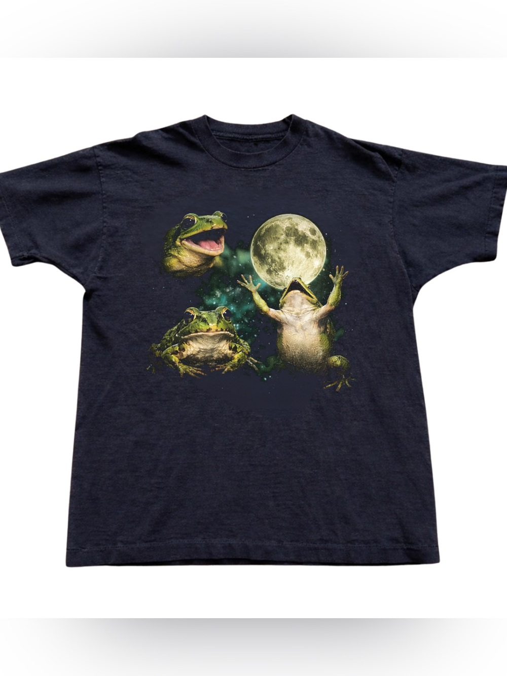 Black Frog Moon Graphic T-Shirt - Unisex 90s Style